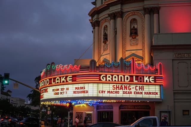 Grand Lake Theatre